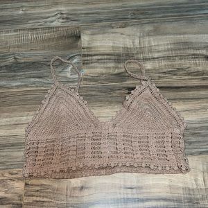 Hem and thread size large, crochet, bra